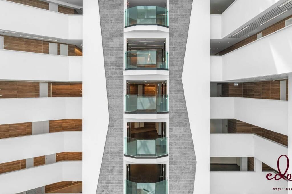 Apartment דירה משפחתית בקומפלקס יוקרתי על הים - By Edom Eilat